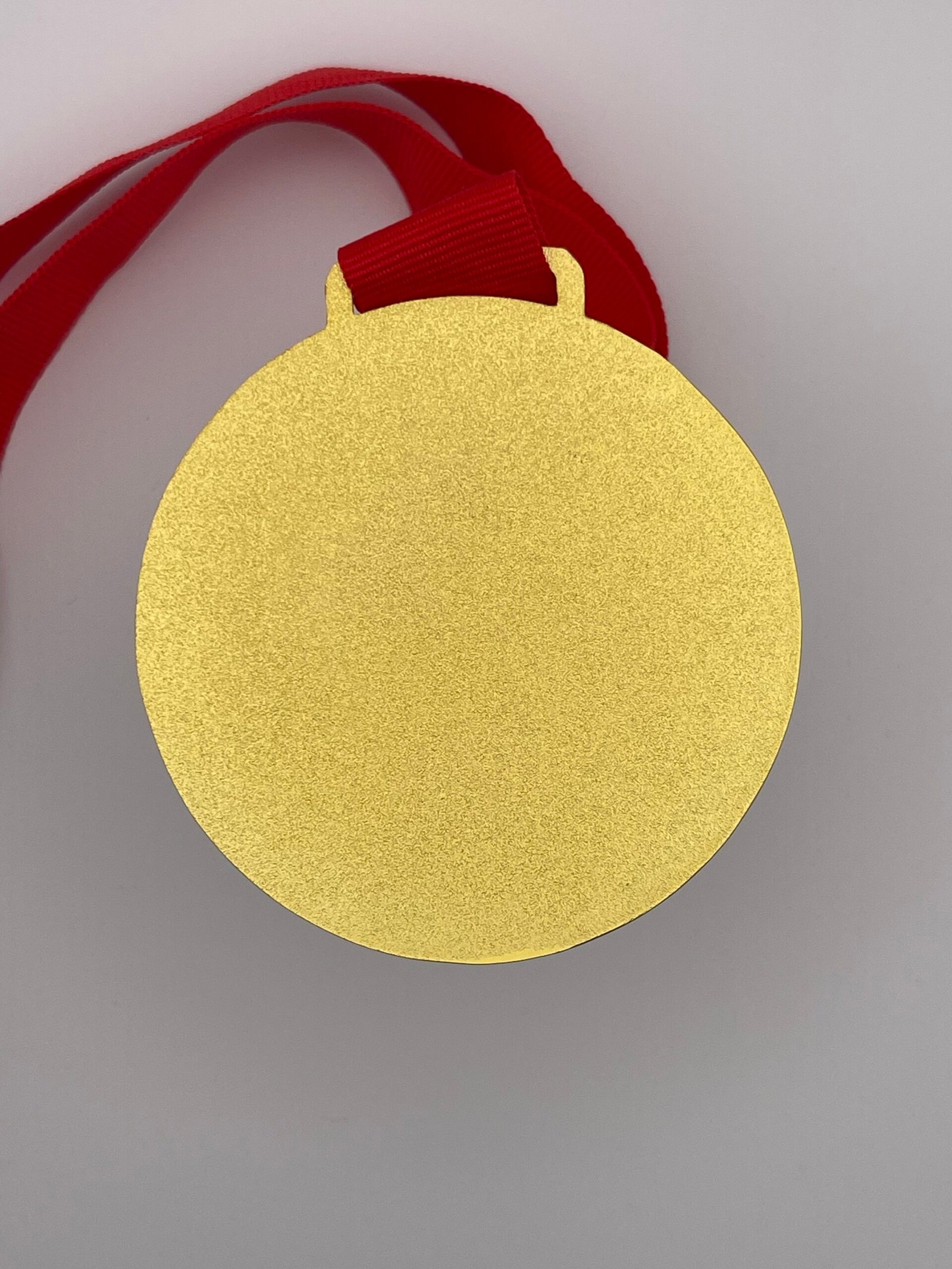 Gullmedalje med klubbpreg – utviklet for fotballcup - Bilde 3